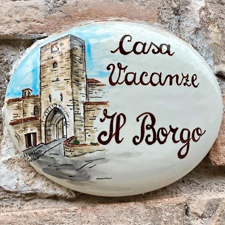 גוביו Casa Vacanze Il Borgo מראה חיצוני תמונה