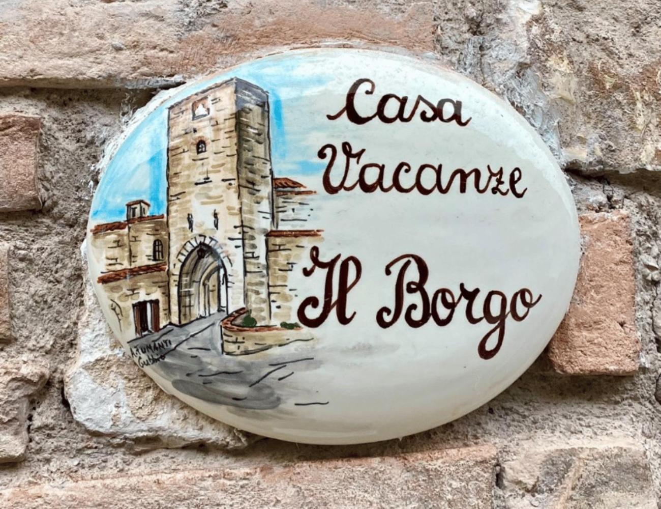 גוביו Casa Vacanze Il Borgo מראה חיצוני תמונה